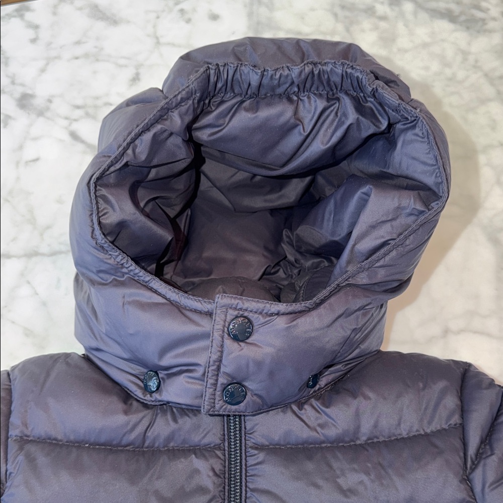 Moncler Dark Blue Hooded Puffer Jacket 2Y - Picture 6 of 12